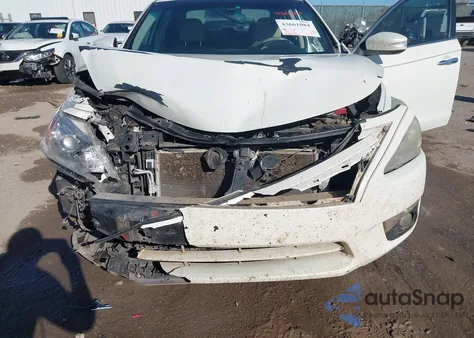 2015 Nissan Altima 2.5 Sv z USA, uszkodzony, nr VIN 1N4AL3AP1FC470818